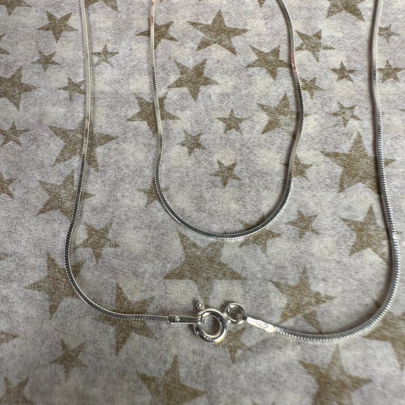 NEW 30" Real Silver (not plated) 1mm Square Snake Chain - Picture 3 of 4